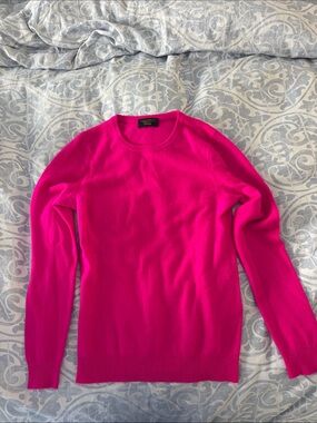 Cashmere Charter Club Crewneck Sweater in Vibrant Hot Pink